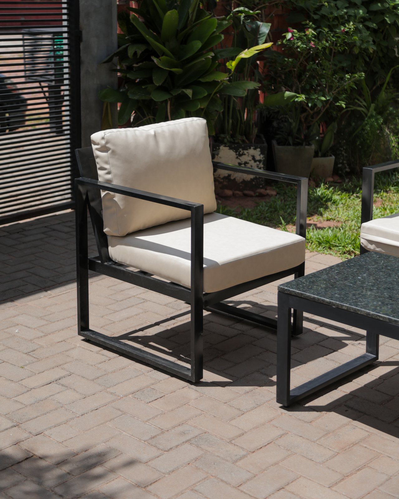 Sillón del juego Aura en crudo